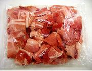 豚肉こま切れ（アメリカ産）1kg入りシーラー包装。冷凍商品となります。